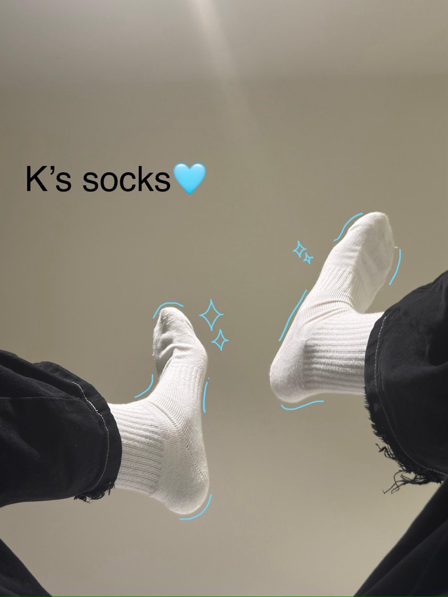 Twinky Socks tweet media