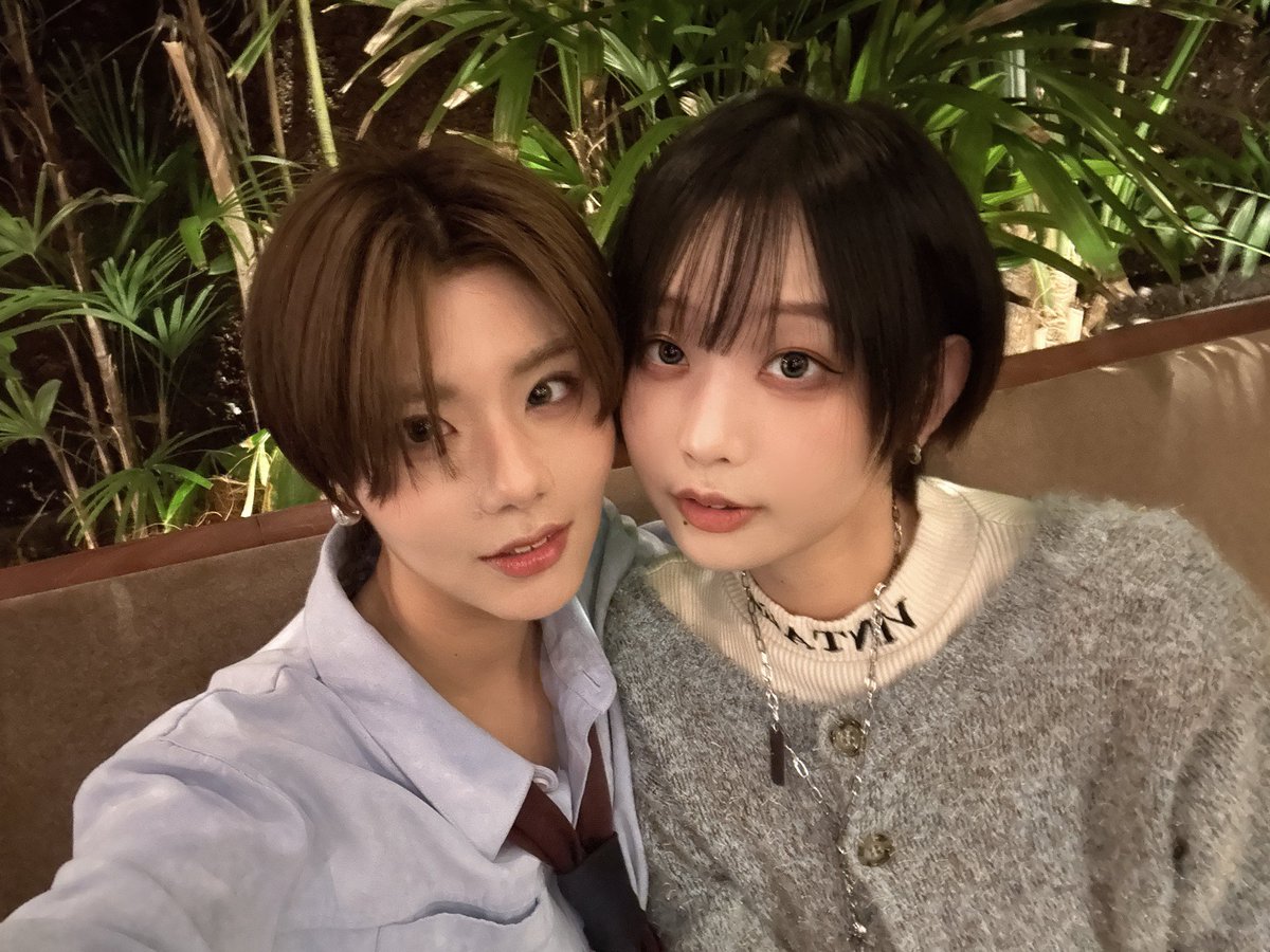 chou_chou333's tweet photo. 二軒目🍸with @lisayuuy https://t.co/2U1w5oHAsG