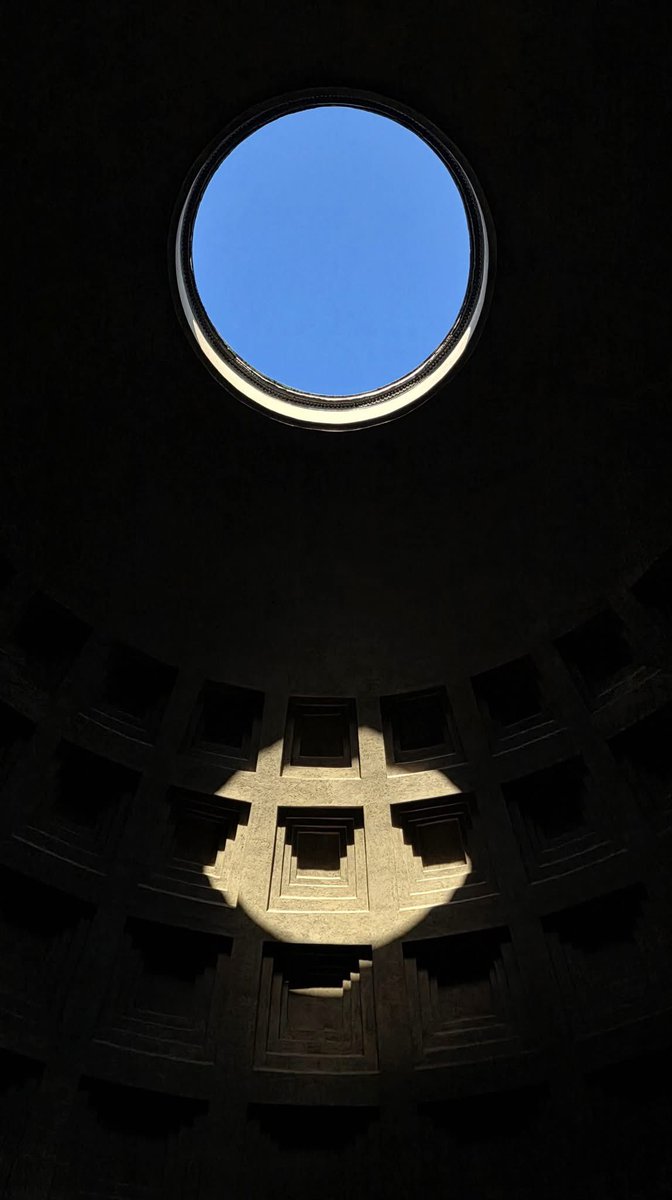 gomezdetejada's tweet photo. Panteón, Roma. 

Fotografía: Mohedano Arquitectura https://t.co/phJ5bliWcJ