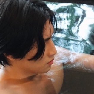แมวเหมียวม่ายชอบน้ำหรา(😾)💦