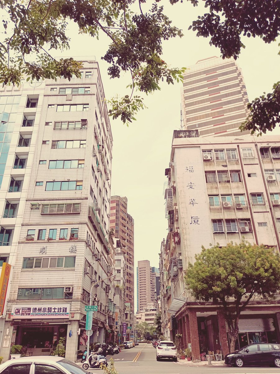daveuylang's tweet photo. Market Research atm 
Looking forward to staying #kaohsiung https://t.co/Ydqe8UBbDz