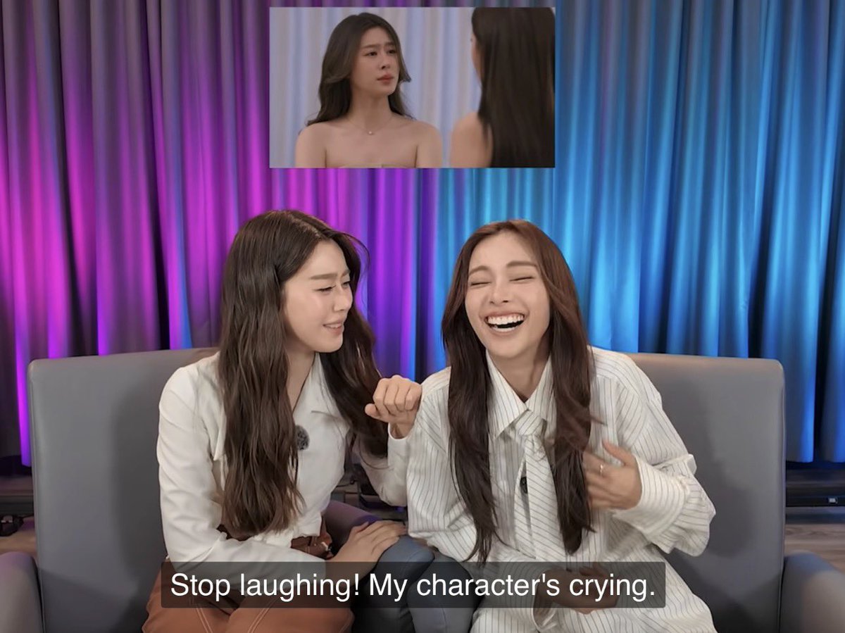 eisayeah's tweet photo. two different scenes mind u like 😭 https://t.co/Sarbaynw6m