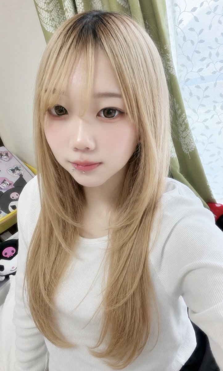 _lagl3_'s tweet photo. ロングにしたいよ〜 https://t.co/iR281ryoP3
