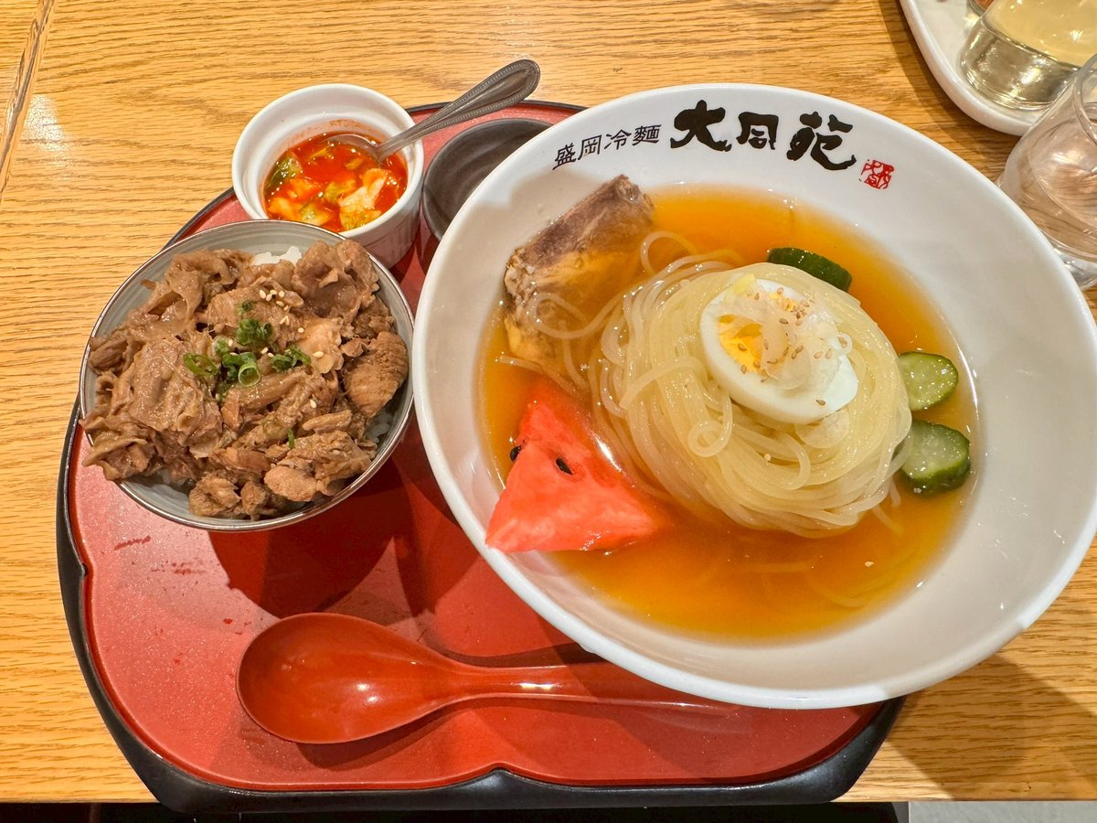堺小春 tweet media