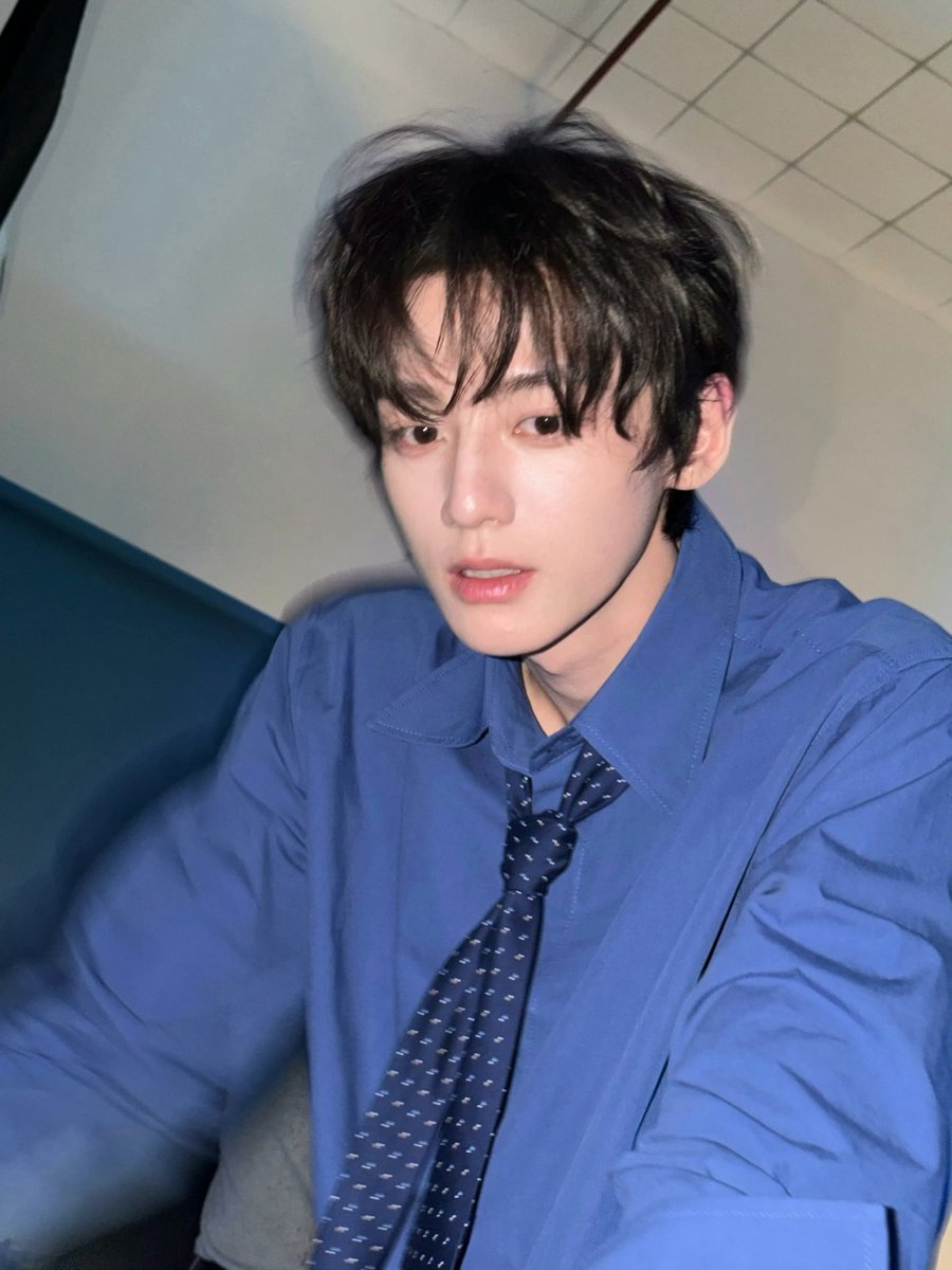 260510 라이웨이밍 웨이보

SensaV 敏飞 즈보

#뢰위명 #赖伟明 #LaiWeiming #ล่ายเหว่ยหมิง