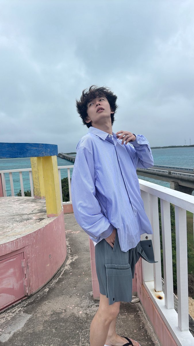 船酔い後、超爆風で自然乾燥されて、今日の髪型こうよ🌬️😌