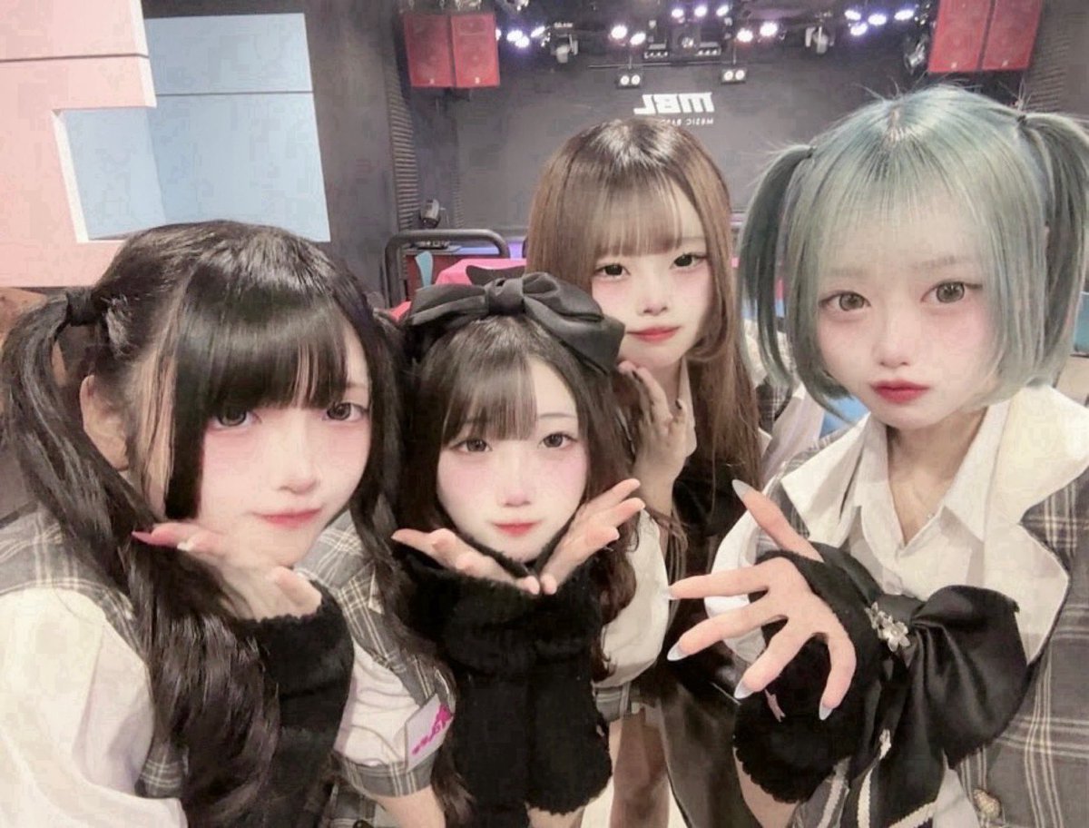 isl_mio's tweet photo. なんときょうは4分の3が1時間半なのですよ https://t.co/JUh336j1qy