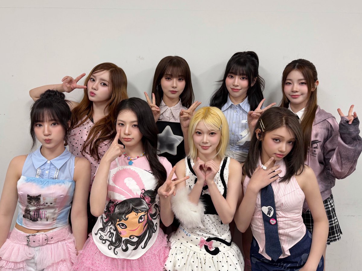 IconicRankings's tweet photo. 🚨 UNIS Member Birthdays 🎂✨

🌸 Hyeonju — November 3, 2001  
🌸 Nana — June 6, 2007  
🌸 Gehlee — August 19, 2007  
🌸 Kotoko — October 28, 2007  
🌸 Yunha — February 28, 2009  
🌸 Elisia — April 18, 2009  
🌸 Yoona — October 7, 2009  
🌸 Seowon — January 27, 2011 https://t.co/oBcRq8pa8b