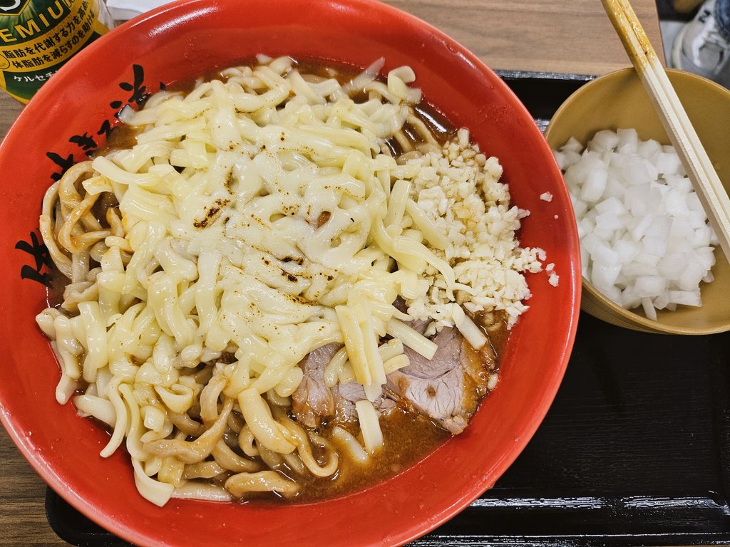 sagara14659002's tweet photo. やせたいなあ… https://t.co/fEH03yWswE