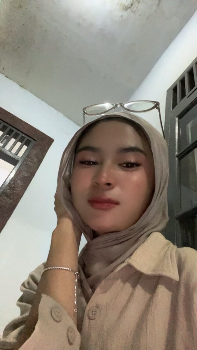 Ayu Aspita tweet media