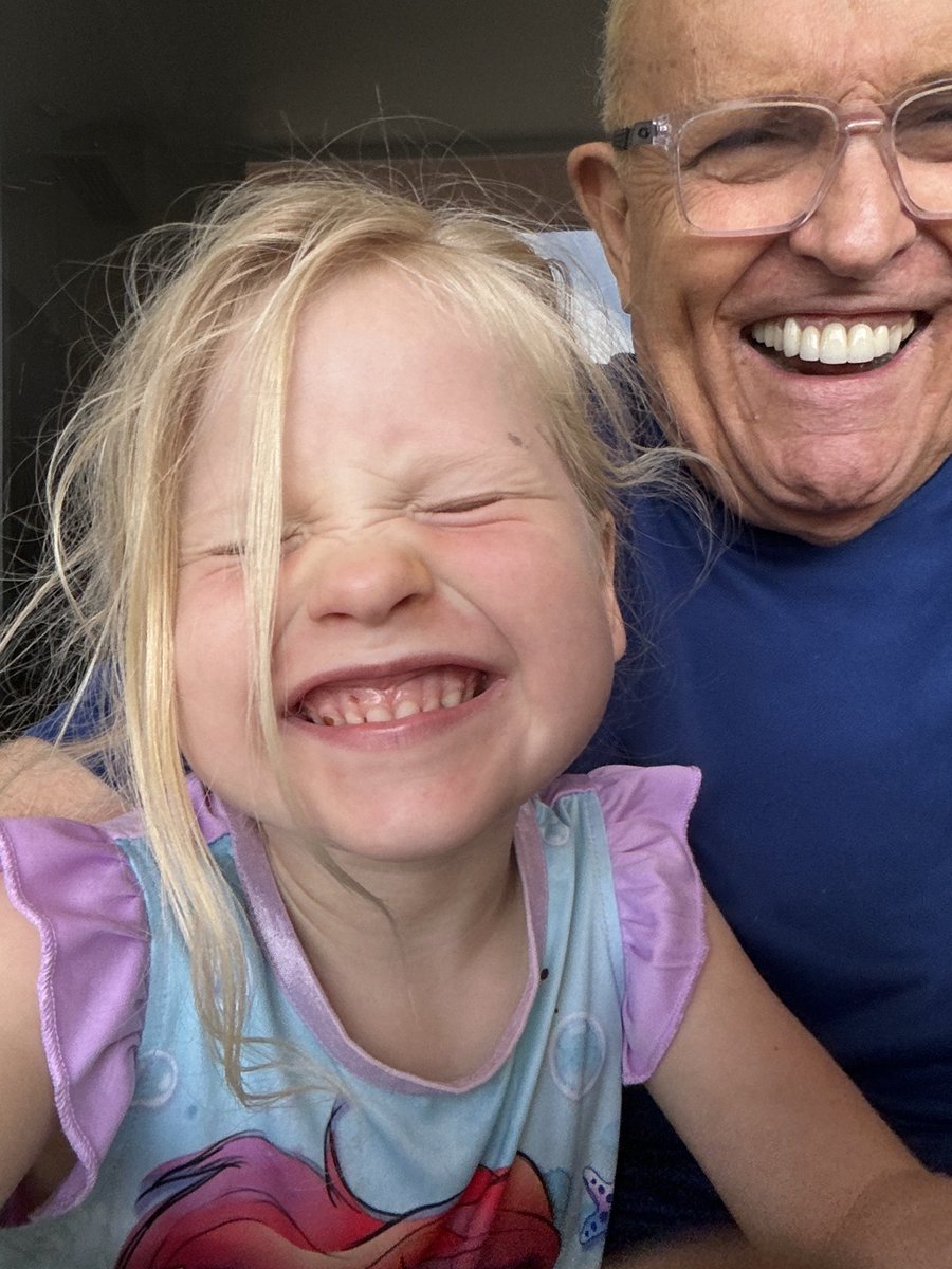 Rudy W. Giuliani tweet media