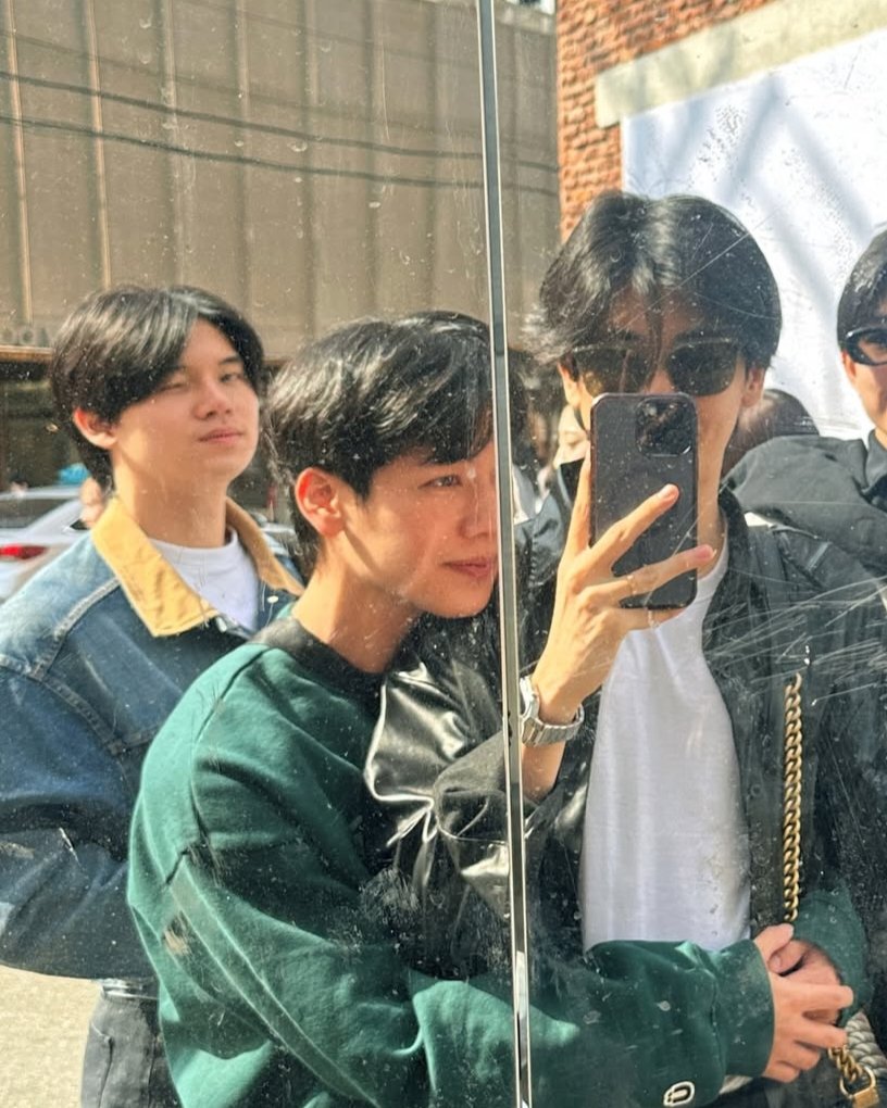 ¶~¶ ฟู่วว~~ tweet media