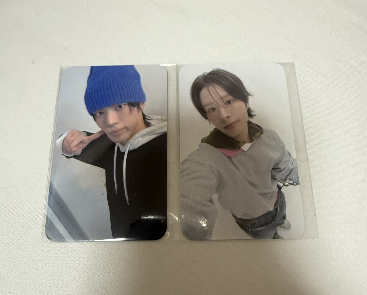 04utmks's tweet photo. TWS NO TRAGEDY mini album アルバム weverse universal Amazon特典トレカラキドロ交換 譲

譲 - 1枚目画像

求 - 2枚目同種ジフン🪼

郵送にて交換希望です💌✨

お気軽にお声掛けください🎶
 #TWS譲 https://t.co/Y0ckZiaWBr