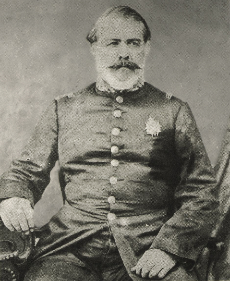 PauloFilho_90's tweet photo. Dia da Cavalaria! 
Em um 10 de maio como hoje, no ano de 1808, nascia na Vila de Nossa Senhora da Conceição do Arroio, no Rio Grande do Sul, Manoel Luis Osorio.  
Osorio, o legendário, paradigma de soldado, viria a se tornar o patrono da Cavalaria do Exército Brasileiro. https://t.co/BbUNGrewZV