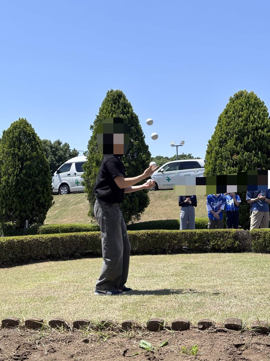 Sheep_juggling's tweet photo. 本日はつくば市内の老人ホームで開催のアネックスフェスに参加してきました！

入居者やフェス参加された方々にも楽しんでいただけました！

演技後には、交流やゲームなどの時間もあり、盛り上がっていました！ https://t.co/H4HRanlNZF