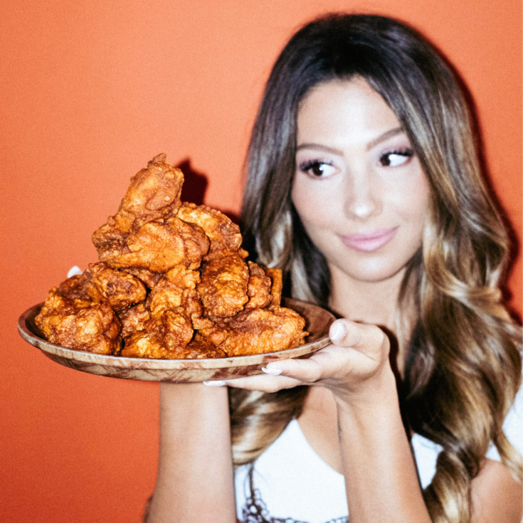 HootersCO's tweet photo. If you’re reading this…
You still have time to be Mom’s favorite 😏
Skip the cooking. Skip the stress.
Bring Mom to Hooters! 🍗
Buy 10 wings, get 10 FREE! TODAY ONLY!
Great food, cold drinks, and Mom gets the day off💛
We’ll save her a seat!
#MomsFavorite #HappyMothersDay https://t.co/9tn3nxKBm6