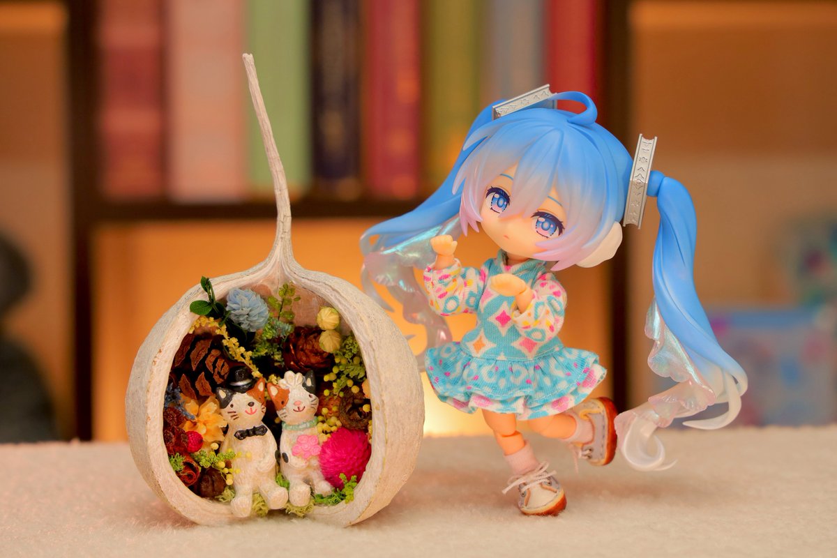 スマイル 様 rosy コロりんポシェット にゃお〜ん✨🐾✨