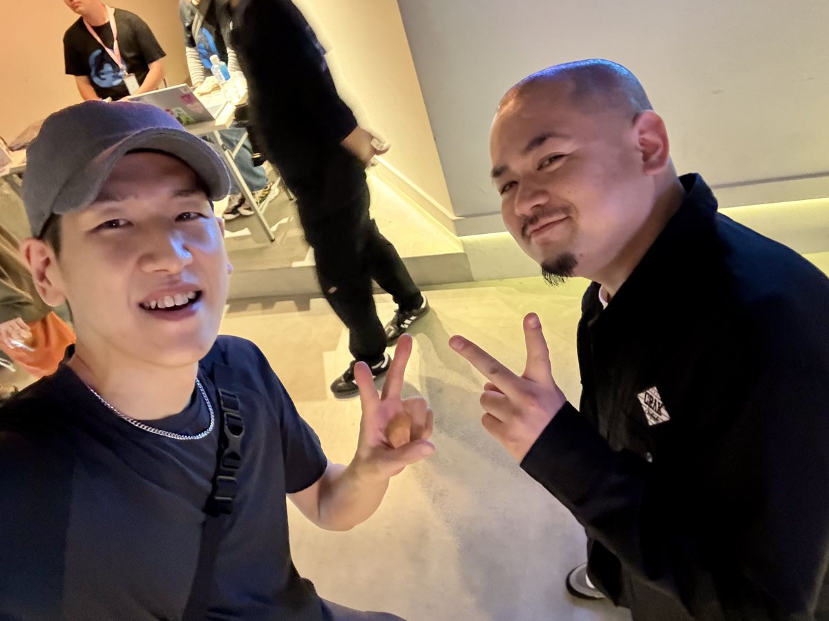 teechang1123's tweet photo. 「Spider Horse ＆ Friends OSAKA」にて、世界的ポッパーのRicky君🇯🇵と遂にツーショットを撮れた

色々齧った元ダンサー(下手だけど)としては、あのパフォーマンスを直接生で観れた事が非常に光栄であった…😇夢見心地とは正にこの事である

また現場で直接生で観れる日が訪れる事を願うばかり…🥹 https://t.co/StwAQzV4T8