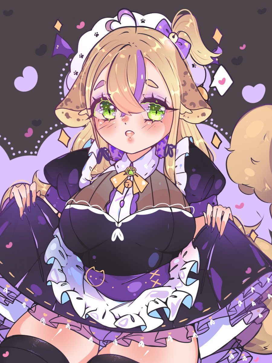 HunhRomanie's tweet photo. C'est le maid day aujourd'hui... J'ai mis cette tenue pour l'occasion- Je crois que j'ai déchiré l'arrière, oops ( •̀ .̫ •́ )✧ https://t.co/3aWcEkBsny