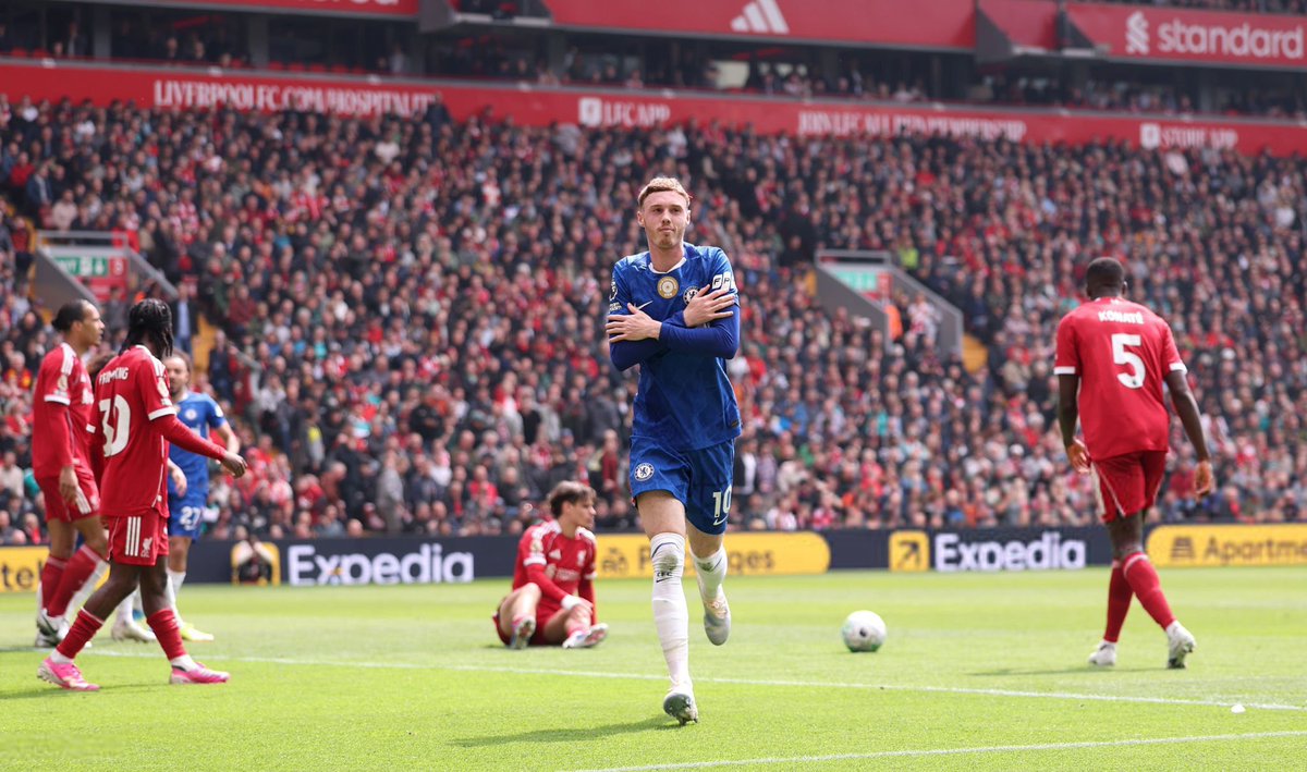 Just Chelsea tweet media