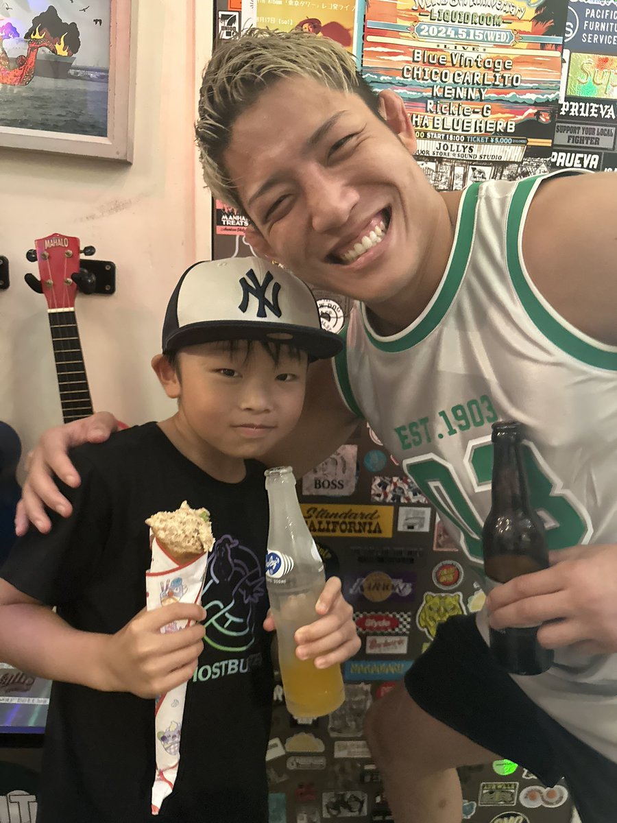 TTTSS2106's tweet photo. 前回のファンミーティング時✨

みんなと乾杯🍻して
とても楽しかったです✨✨

#堀江圭功 https://t.co/K6z0BZpmKk