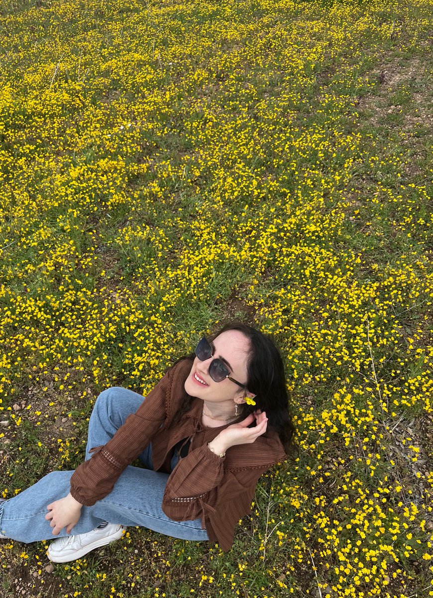 BusraKorkunc's tweet photo. baharın habercisi 🌼 https://t.co/xfzbiBFJ9c