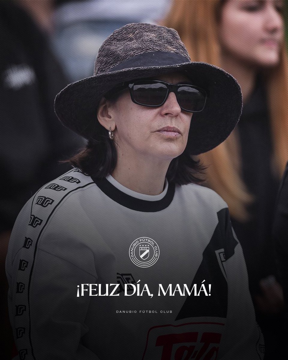 DanubioFC's tweet photo. 🫶🏼 Nuestra hincha más fiel e incondicional…

¡𝐅𝐞𝐥𝐢𝐳 𝐝𝛊́𝐚, 𝐌𝐚𝐦𝐚́ⵑ 🤍🖤

#LaUniversidad🎓 https://t.co/n0ErbyWbQO