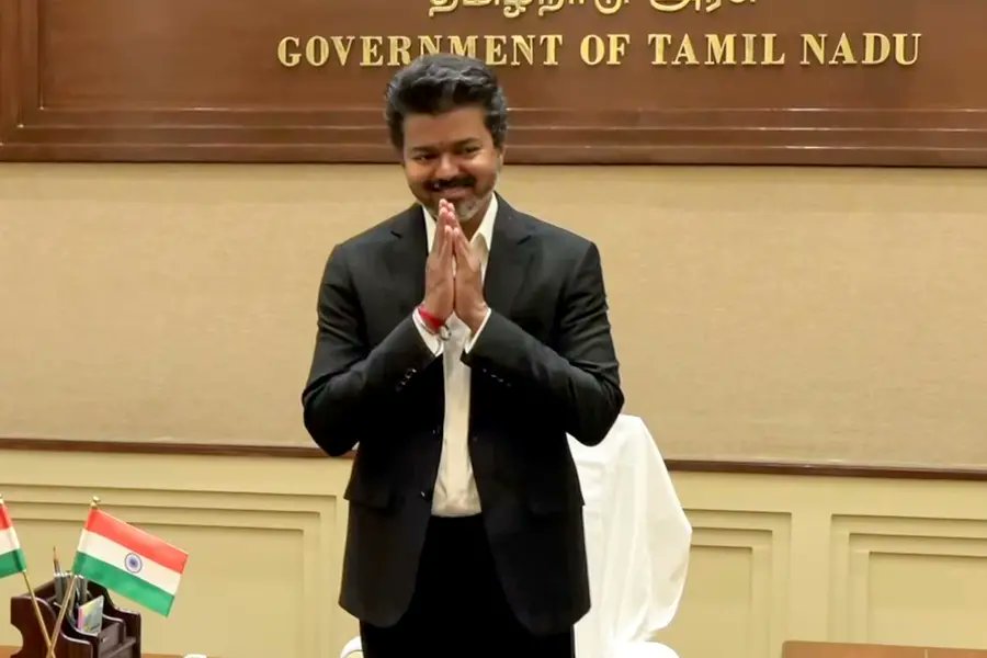 ImVVictory's tweet photo. What a wonderful life — rich, famous, and now powerful as well @TVKVijayHQ
@actorvijay Congratulations!
Wishing you success in ur new journey. As U promised in ur oath, please stay true to ur words and serve the people with integrity — don’t become like other corrupt politicians. https://t.co/Gw0iuGW7qs