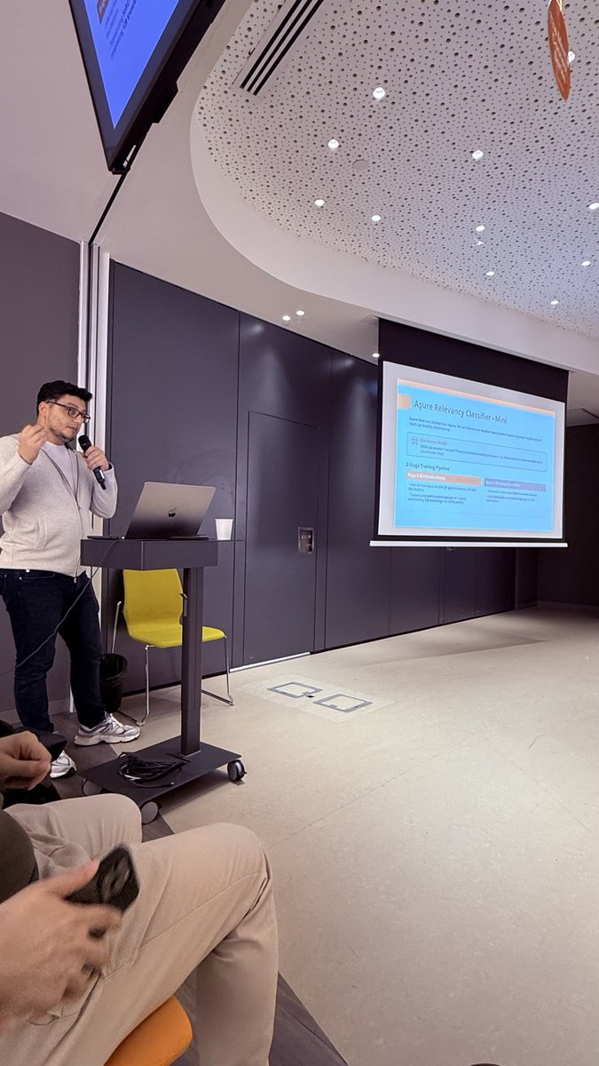 mervenoyann's tweet photo. Istanbul Open-source AI meet-up @huggingface was 🔥 

we had many stories from building in-house models cutting costs to agentic apps 🙌🏼 

many thanks @trendyoltech @nsrt_py @anil_ozturkk for hosting us 🤗 https://t.co/GhcZtx4Bqk