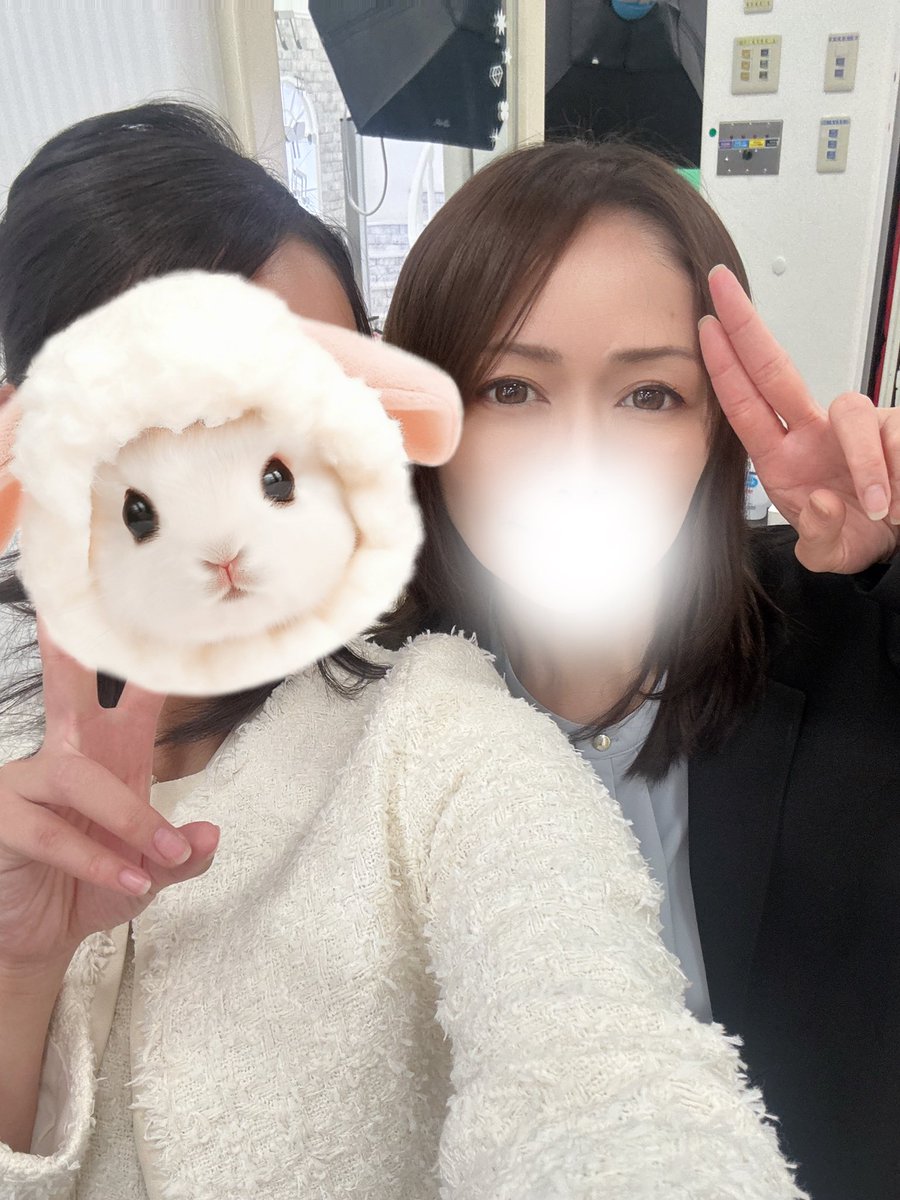 今日は孫の七五三の前撮りしてきました〜！ 今回は娘とパシャリ📷 写真