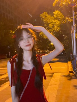 私信已经爆炸了啦！怎么会有这么多人？
 #眼镜 #女高 #玉足 #萝莉 #小蛋糕 #清纯 https://t.co/VgEx8e4aYB