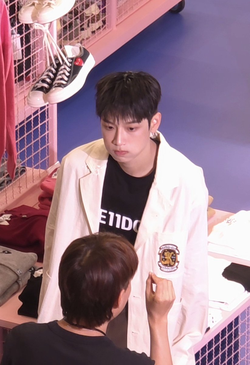 ตุ๊บป่อง 🧏🏻‍♂️

#Nexnattakit
#Club21MinixBUS