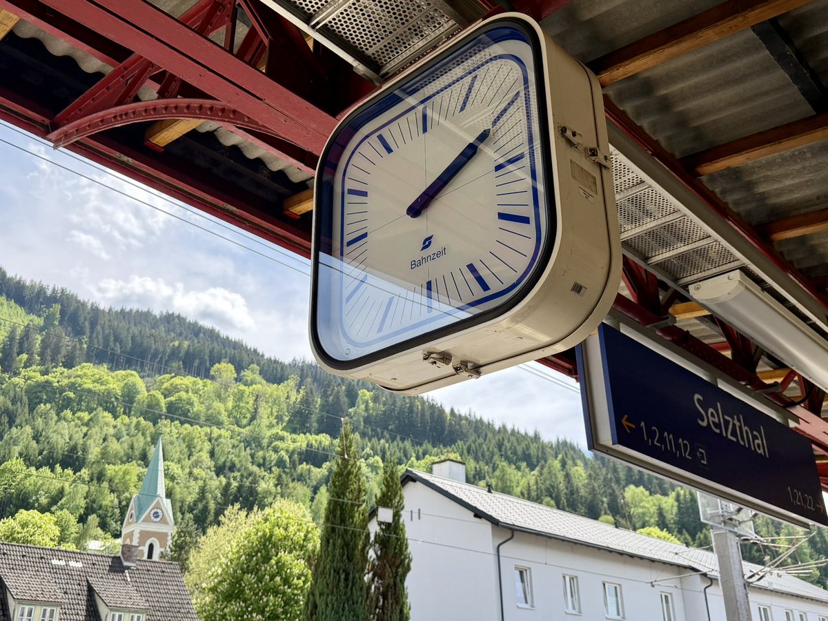 piskyn46's tweet photo. #bahnzeit Selzthal 🇦🇹 https://t.co/Y2grouRLCa
