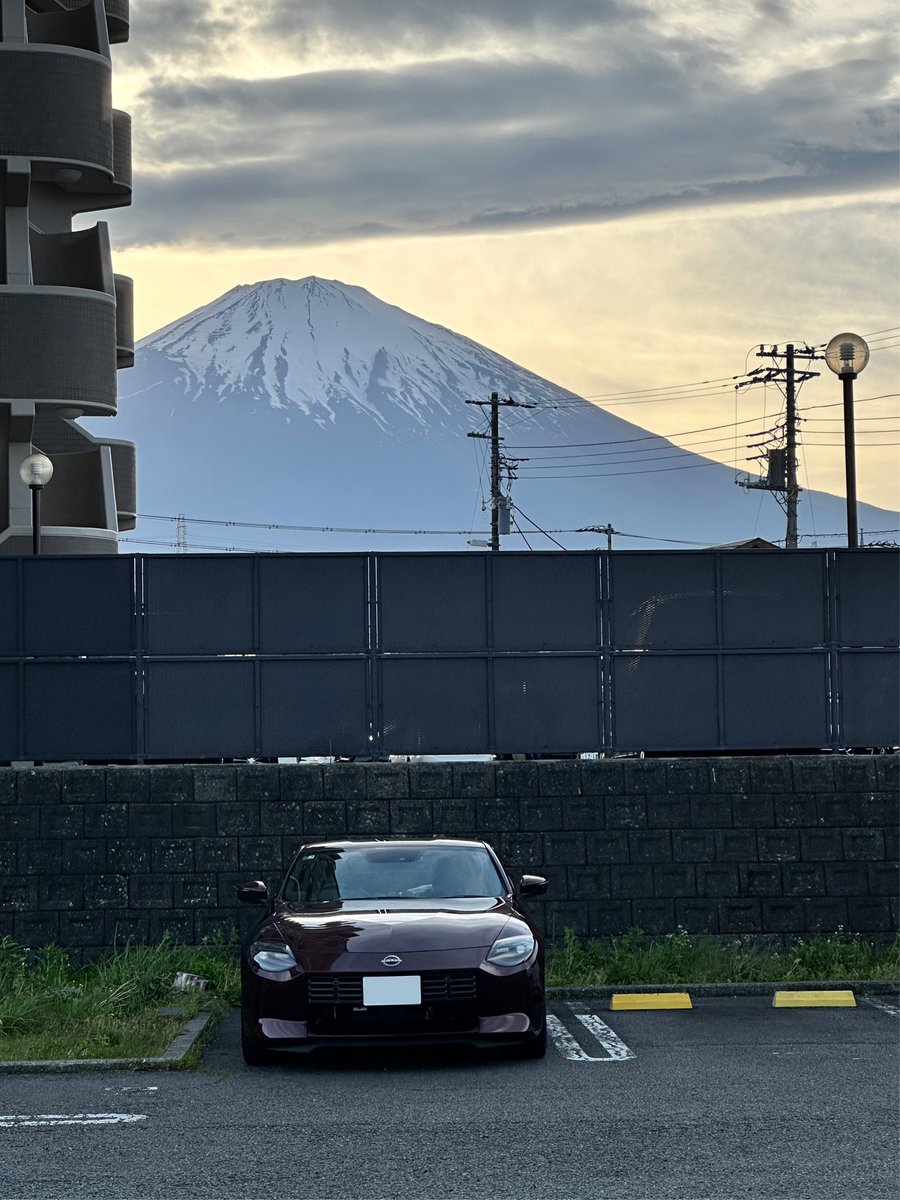 kn2sty's tweet photo. Z遠征
2384kmの旅
富士山最高 https://t.co/AWtu9lRord