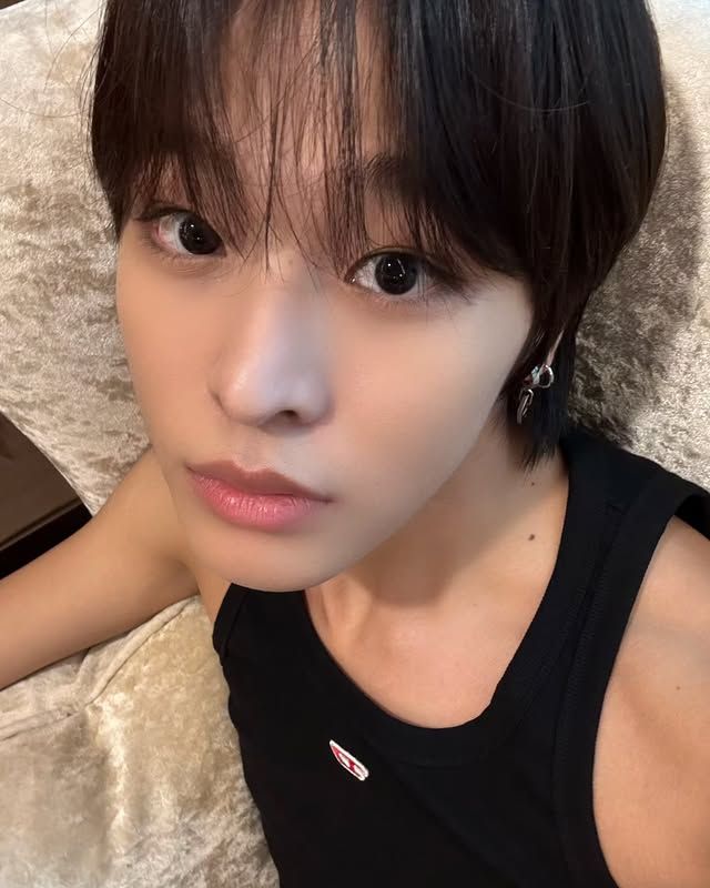 riku tweet media