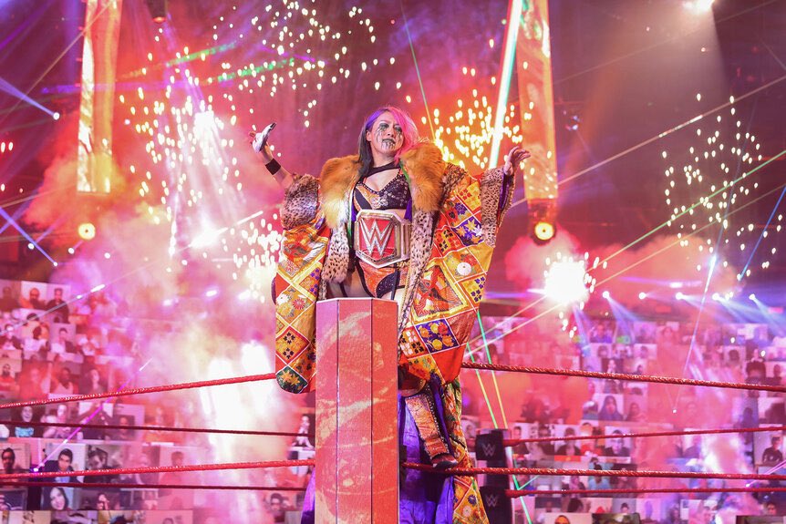 Wrestle Features tweet media