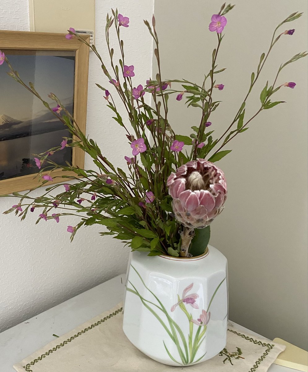 母に花瓶をプレゼントしました。 元気でいてくれて、うれしい。