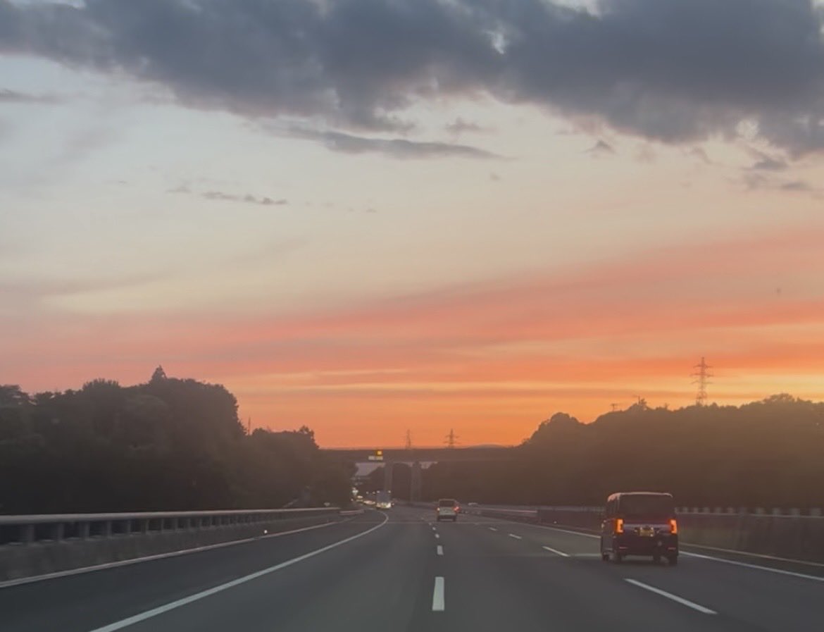 オーロラのような夕焼けが素晴らしかったです