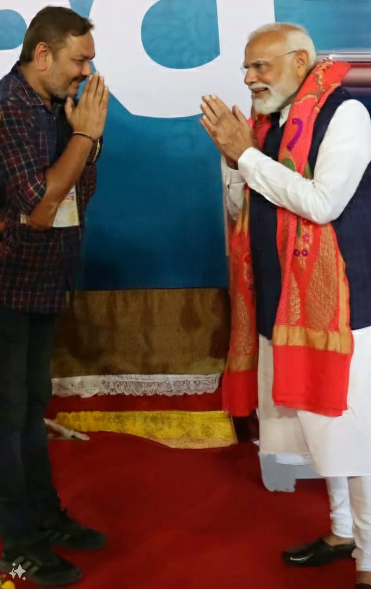 vimal_kagathara's tweet photo. આત્મનિર્ભર અને વિકસિત ભારત ના પ્રણેતા માનનીય વડાપ્રધાન શ્રી @narendramodi સાહેબ નું જામનગર ની પાવન ધરતી ઉપર હાર્દિક સ્વાગત છે https://t.co/bTVm03sxrp