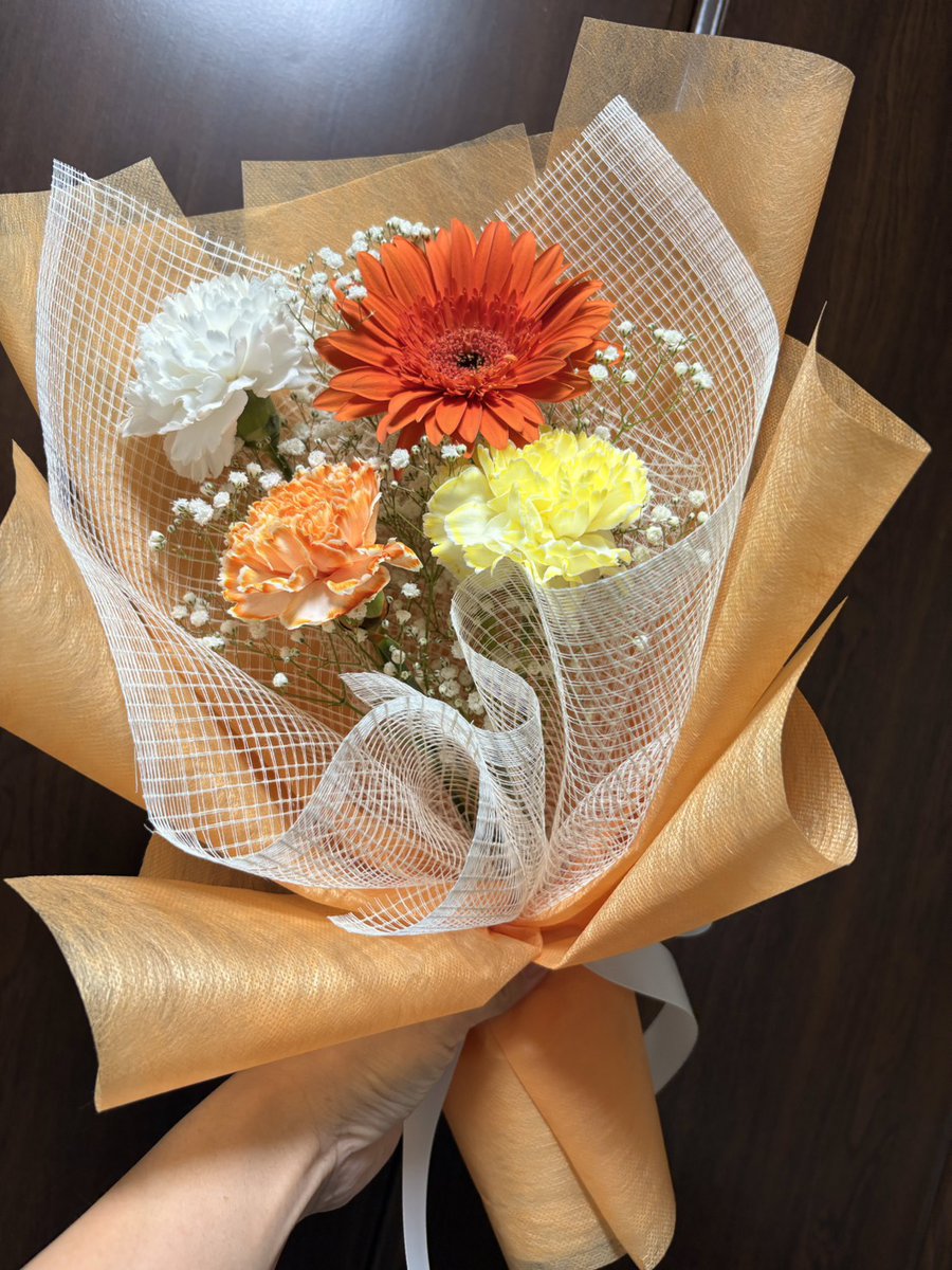 mimico_M's tweet photo. 母の日に子から嬉しすぎるサプライズをもらってしまった。息ができないくらい嬉しい。
#母の日 https://t.co/JEKfRINnSW