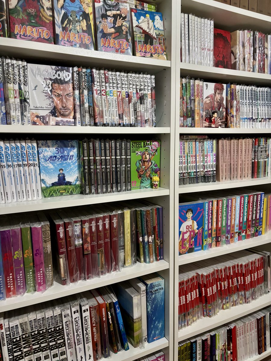 IvanNoct's tweet photo. Hoy tocaba enseñar mi colección de mangas 📚 https://t.co/eJkamqEAyE