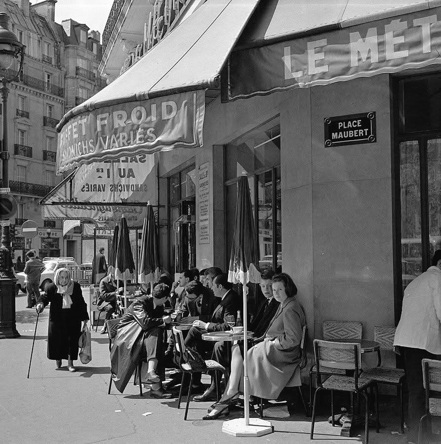 ParisAMDParis's tweet photo. Place Maubert. 
Sans date. Paris 5e https://t.co/c7jaj3SMkH