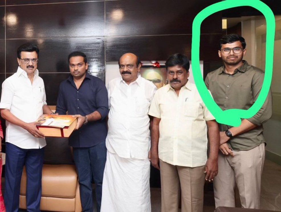Prawin Ganeshan tweet media