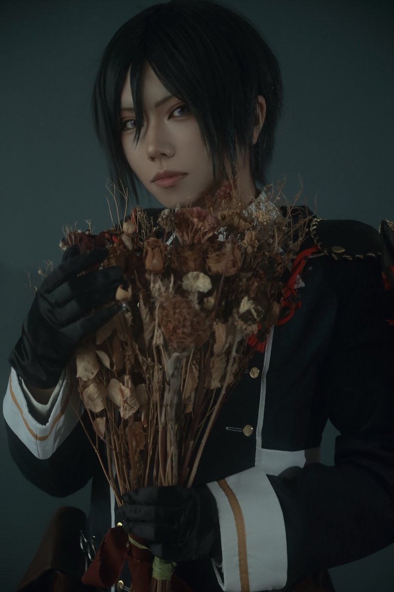 Cosplay 刀剣 薬研藤四郎

    指先に残る、花の名残

p.<a href="/chxtog308/">ちどり🍸</a>