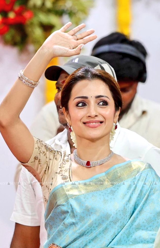 Trisha 🧚♀️ tweet media