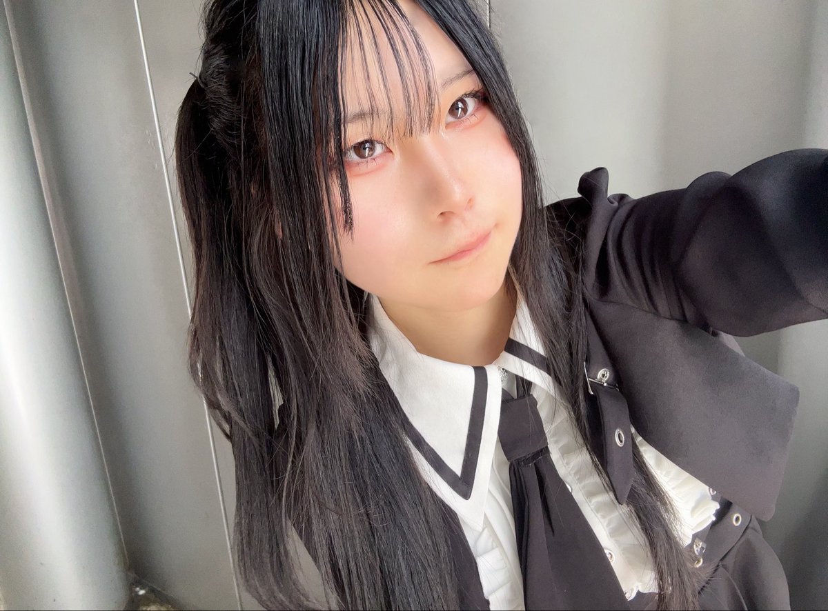 りおん tweet media