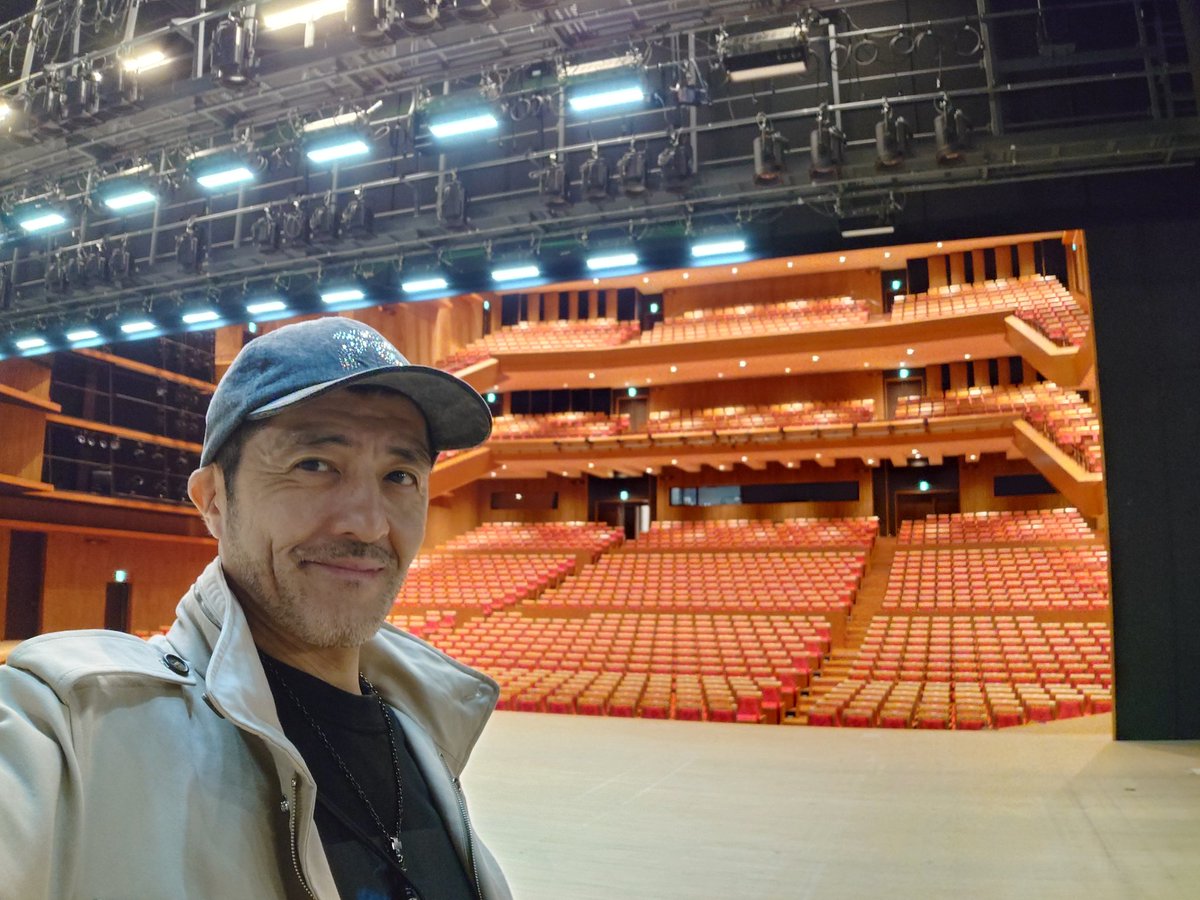スカパラ山形・やまぎん県民ホール終了。山形交響楽団との共演を主軸に置いたビルボード・クラッシックス Symphonic Tour 2026の山形編。指揮・編曲 服部隆之、コンサートマスター室屋光一郎、ゲストに田島貴男、中納良恵を迎えて鉄壁の布陣。一体感凄まじい公演。お客さまの地元愛感じました！感涙。