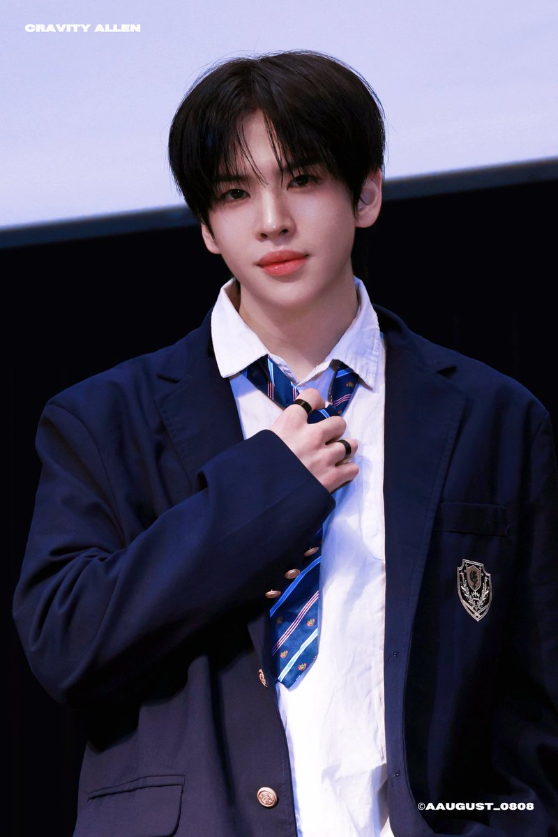 aaugust_0808's tweet photo. 260510 팬싸 
#앨런 #크래비티 #CRAVITY #ALLEN https://t.co/zCyoxAKqd5