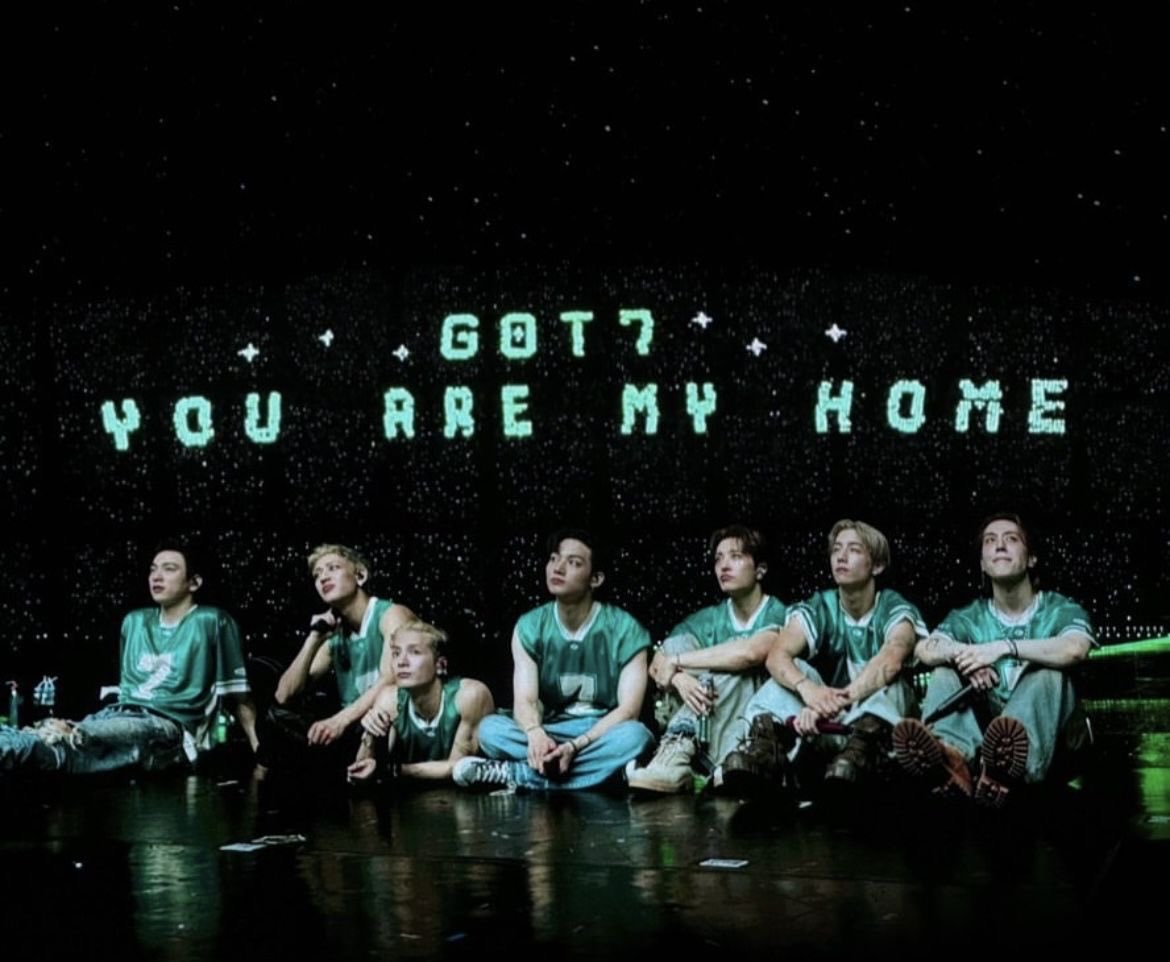 17ปีแล้วนะ อยู่ด้วยกันไปนานๆ รับGOT7 รักอากาเซ่ทุกคน 💚💚ครอบครัวนี้อบอุ่นเสมอ 
^ตลอดไปมีอยู่จริง^
#Ahgase12YearsDeepWithGOT7