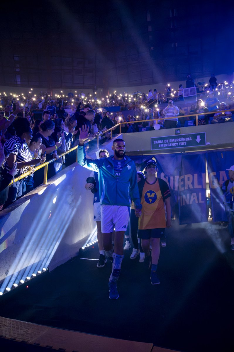 sadacruzeiro's tweet photo. Sada Cruzeiro em quadra!! https://t.co/oUJntPQOIh